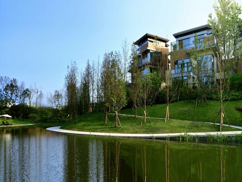 麓湖生態(tài)城